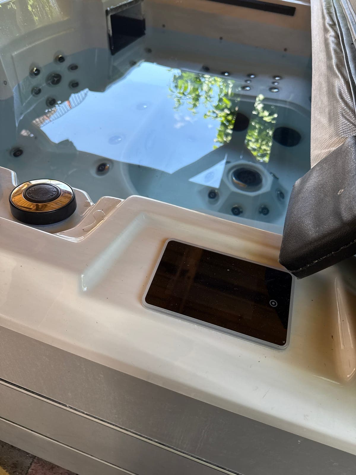 Kundenfoto: reparierter Whirlpool mit Bedienfeld